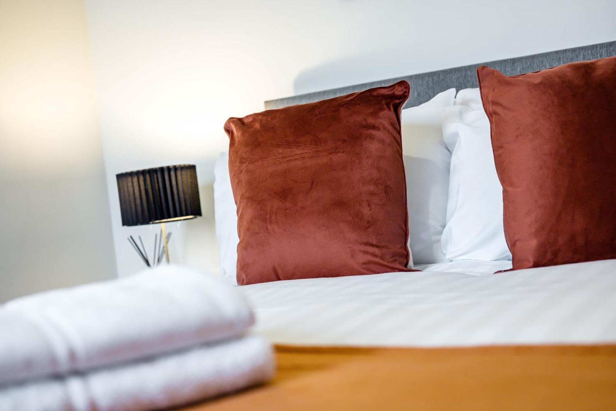 Holiday home Anfield Cosy - Air Host & - Sleeps 14 Liverpool