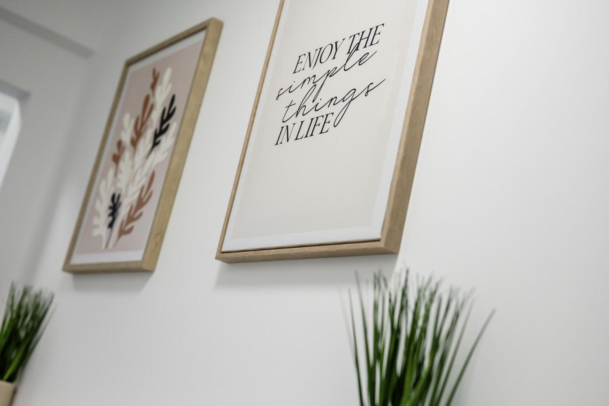 Anfield Cosy - Air Host & - Sleeps 14